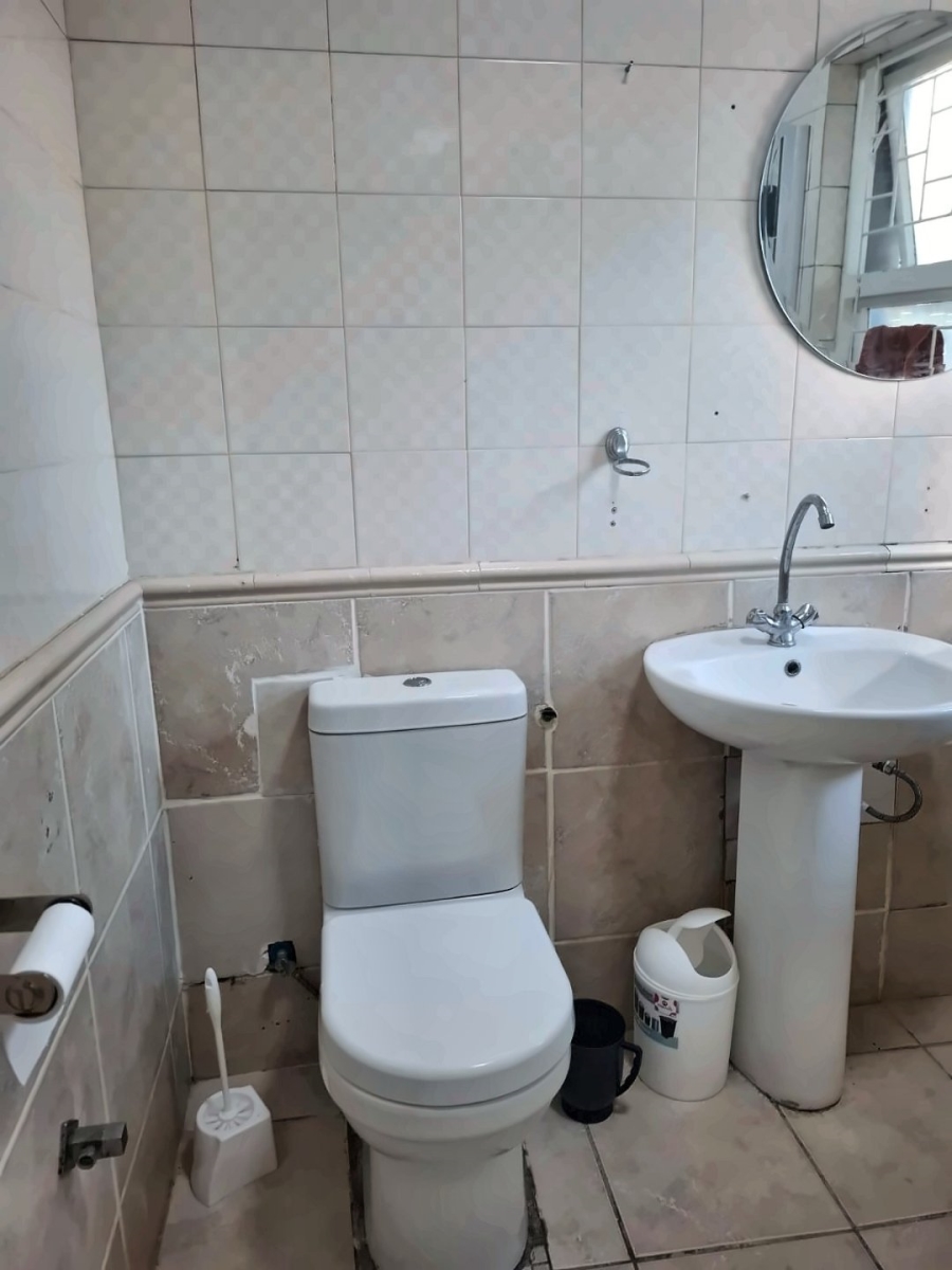  Bedroom Property for Sale in Plumstead Western Cape